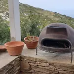 Traditional Stone House 1bedroom, Sea View, Ano Syros